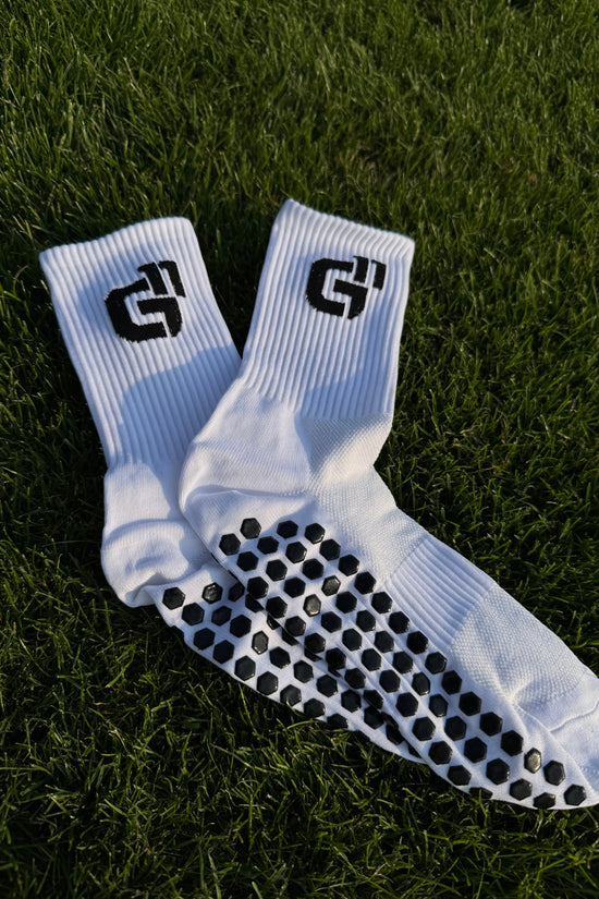 GripEleven Low Socks Style