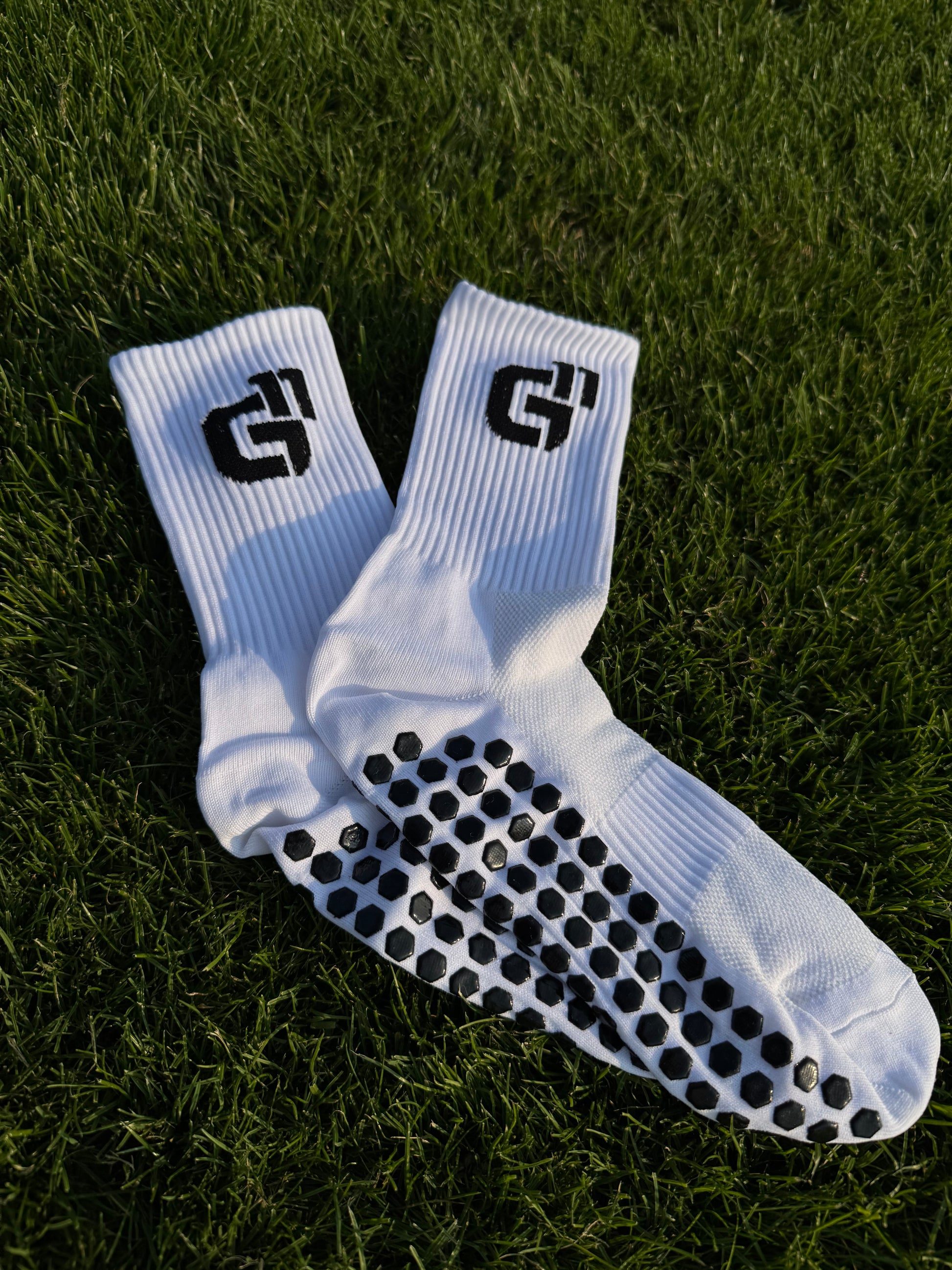 GripEleven Low Socks Style